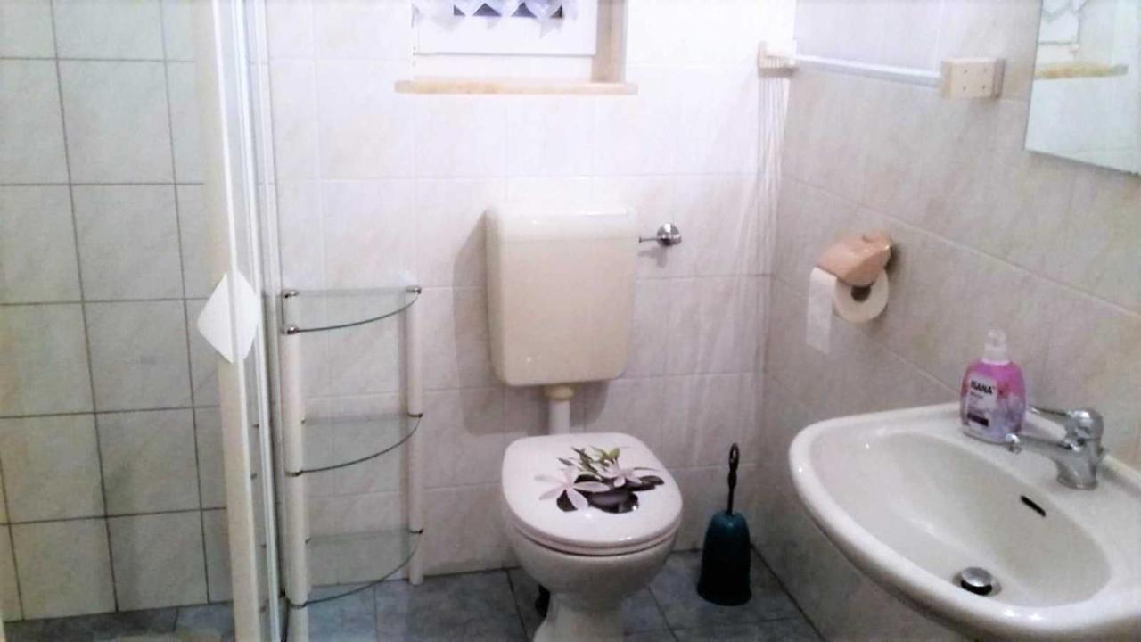 Rügen-Fewo 24 Thesenvitz Zimmer foto